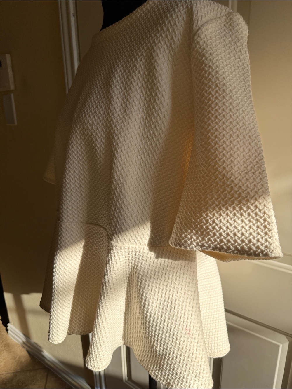Ivory Top - Picture 2 of 4